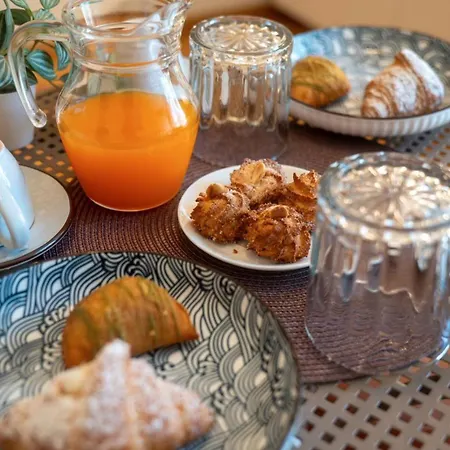 Bed & Breakfast Namuri 3*